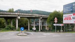 Un cartel advierte de que el acceso a las termas de O Muo da Veiga est cortado.