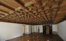 El mobiliario ha desaparecido de la mayor�a de estancias del edificio. 
