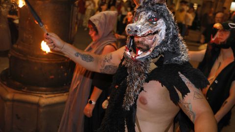 Noche de San Xoán en el casco vello de Vigo