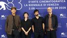 Los directores Rachel Szor y Yuval Abraham ?en el centro?, flanqueados por los productores brit�nicos Jonathan Glazer y James Wilson para la presentaci�n en Venecia del documental �Naza�.
