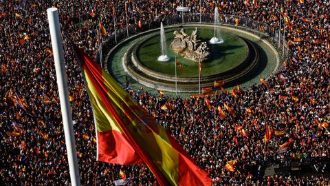 La plaza de la Cibeles llena de manifestantes