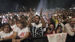 P�blico en uno de los conciertos de las fiestas del pasado a�o en la explanada de la Compa��a