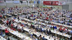 Comida multitudinaria del D�a do Veci�o celebrada en 2019, este a�o se adaptar� a la situaci�n sanitaria
