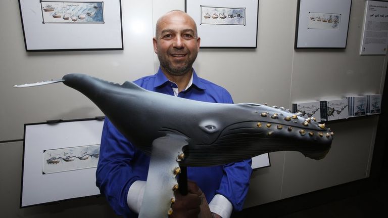 Xos� Iglesias, mari�eiro, escritor e artista ceense