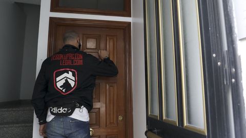 Cada vez es ms habitual que se recurra a empresas mediadoras para solventar las ocupaciones ilegales de viviendas