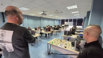 Imagen de archivo de un obradoiro de impresi�n 3D en el aula CeMIT de Carballo