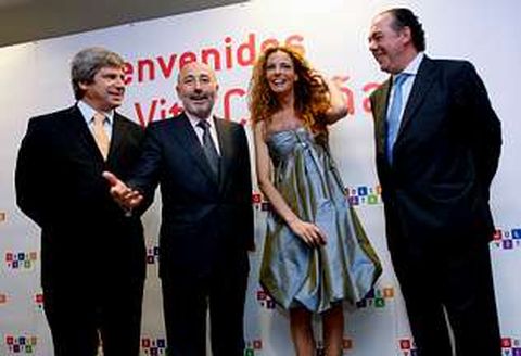 Jaime Lopes, con Javier Losada, Paula V�zquez y Carlos Cutillas en la inauguraci�n