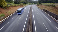 Imagen de una parte del tramo de la AP-9 a su paso por el t�rmino municipal de Valga.