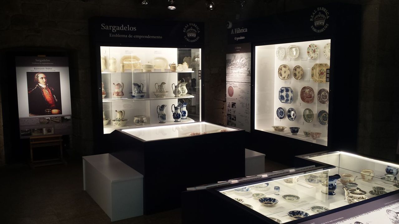 Una exposición cumple seis años cerrada en Redondela por un desacuerdo sobre su seguridad