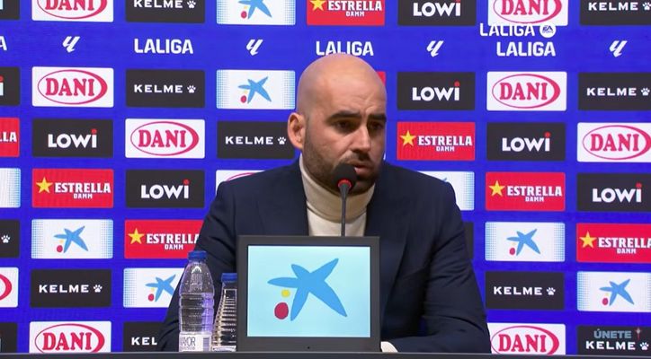 Claudio Gir�ldez, en la rueda de prensa posterior al Espanyol-Celta.