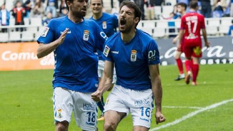 Toche Michel gol Real Oviedo Numancia Carlos Tartiere.Toche celebra su gol ante el Numancia en la temporada 2015-16