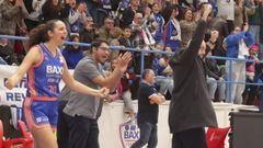 Elena Rodr�guez y Lino L�pez celebran el triunfo frente al Ensino de Lugo