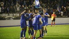 Los jugadores del Ourense CF celebrando un gol sobre el Real Oviedo en la prórroga del partido.