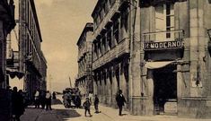 <span lang= es-es >El mar que desapareci� de la vista</span>. Carmi�a G�ndara todav�a recuerda cuando desde el hotel Cortegada pod�a ver el mar en la Alameda; pese a los rellenos, cree que Vilagarc�a mejor�.