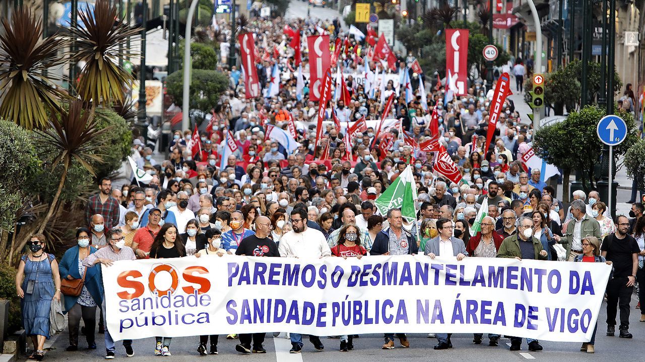 20.000 personas se manifiestan en Vigo por la mejora de la atención ...