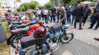 Las motos cl�sicas rugieron de nuevo en Carballo: ��lbum de fotos!