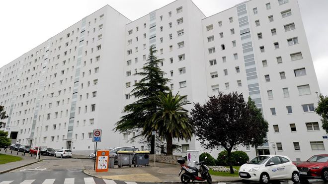 Grupo de viviendas ya rehabilitadas en el barrio de las Flores