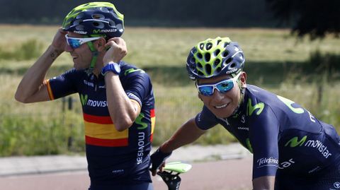 Valverde y Quintana entrenando en un ambiente distendido.
