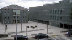 El Auditorio Municipal (a la derecha) ser� de nuevo escenario de la vida cultural de Vilalba