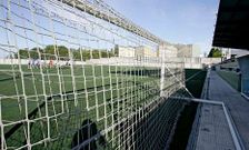 El campo de f�tbol de As Cancelas es uno de los que atiende la empresa Sermasa.