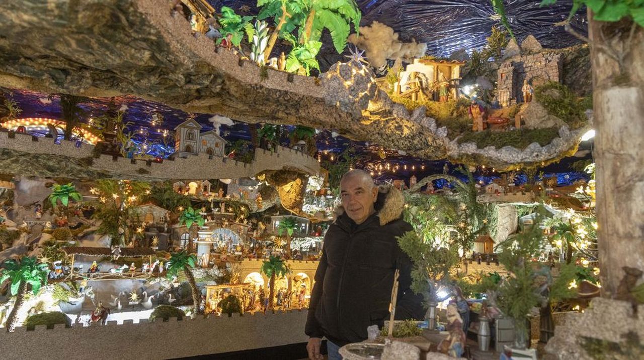 Piezas artesanales y en movimiento para una ruta de doce belenes en Santiago