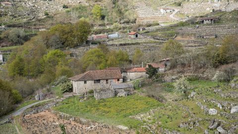 Una vista de la pequea localidad de Pesqueiras de Abaixo