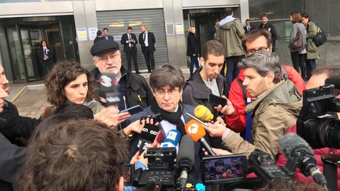 Puigdemont pedir� la �restituci�n de sus derechos pol�ticos y econ�micos�