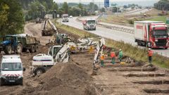 Francia construye un muro antiinmigrantes en Calais