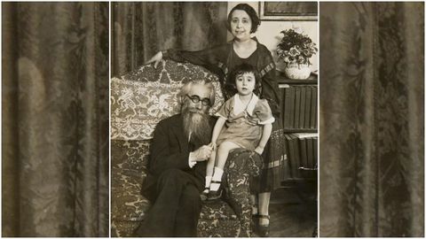 Josefina Blanco retratada con Ram�n Mar�a del Valle-Incl�n y la hija peque�a de ambos: Mar�a Antonia.