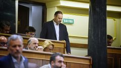 Jos Luis balos accede a su escao en el Congreso de los Diputados este martes.