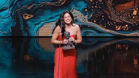 Luc�a Caramelo, premio Mestre Mateo a mellor direcci�n de produci�n por��Antes de n�s�