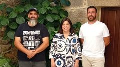 Rub�n P�rez y Javier Rodr�guez, primer y segundo teniente de alcaldesa, con la regidora, Patricia Dom�nguez.