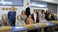 El grupo del curso «Gozando de aprender» se en el Fórum  todos los lunes y martes.