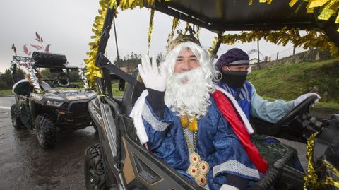 Reyes Magos por Vimianzo, en curiosos vehiculos