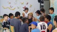 La tolerancia, que debe aprenderse desde la escuela, por ejemplo integrando al diferente, permite que florezca la diversidad cultural