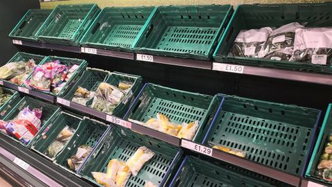 Desabastecimiento en un supermercado de Londres