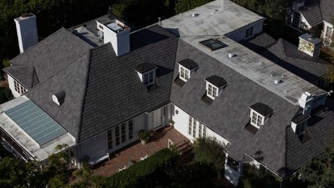 Vista a�rea de la mansi�n del matrimonio