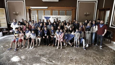 Reunión en el Liceo de la familia Seoane