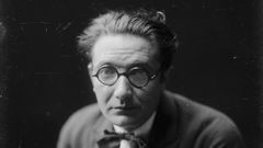 Castelao retratado polo fotógrafo Pacheco