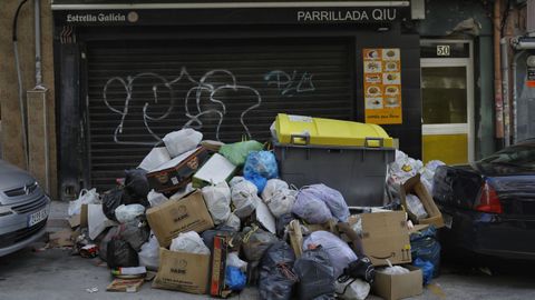 Basura en Os Mallos