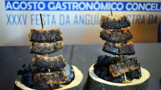 Un espeto de anguía gaña o concurso de recetas de Valga