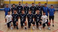 Manolo Berenguel junto a la plantilla del Aldebar�n Intasa San Sadurni�o