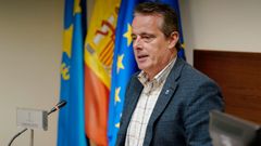 El consejero de Medio Rural y Pol�tica Agraria, Marcelino Marcos, comparece este mi�rcoles, en la Junta General para informar sobre las actuaciones del programa de control del lobo, la situaci�n de la caba�a ganadera y las reuniones con las organizaciones agrarias.