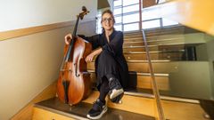 Emma Urango, violonchelista e docente no Conservatorio de Carballo