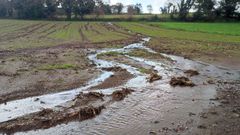 Algunas pistas de Mazaricos todav�a segu�an anegadas