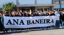 Concentraci�n de apoyo a Ana Baneira en el Liceo La Paz