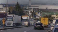 En la econom&iacute;a de Santiago, la industria representa solo el 6,7 %, frente al 82 % de los servicios