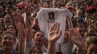 20.000 almas se reencuentran con El �ltimo de la Fila en el Monte do Gozo, en Santiago