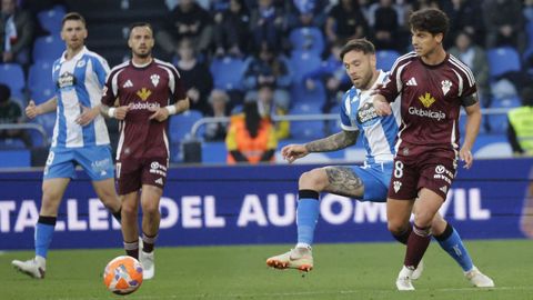 Riki, marcado por José Ángel, en la última visita del Albacete a Riazor
