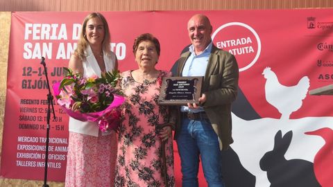 La agricultora Angelita Alonso, primera galardonada con el Premio San Antonio a la Trayectoria Rural de Gij�n